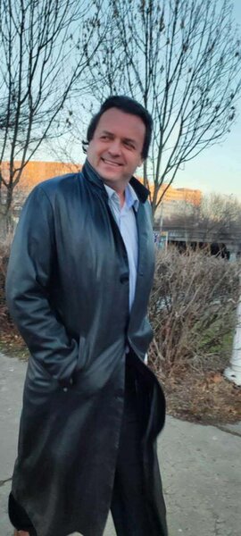 Barbat caut doamna din Bucuresti, 60-75 ani din Bucuresti.