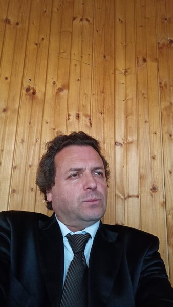 Barbat caut doamna din Bucuresti, 60-75 ani din Bucuresti.